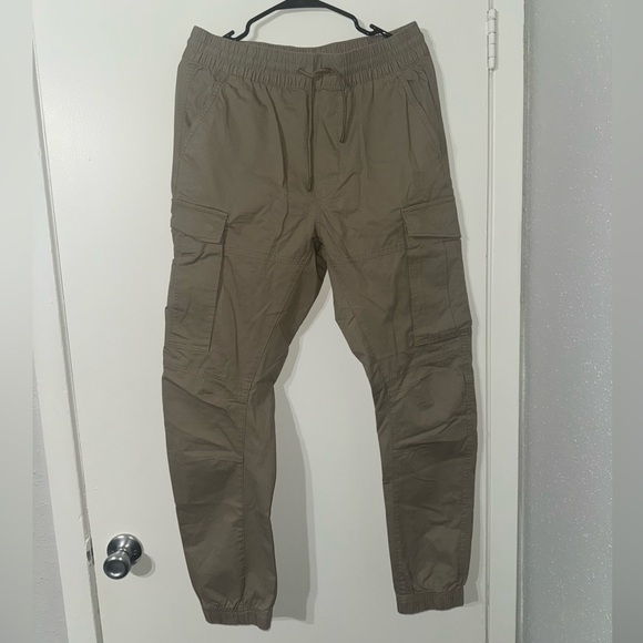 H&M Dark Beige Cargo Pants with Slim Fit Men’s Size Small - Picture 1 of 3